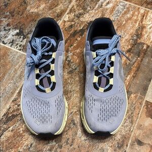 On Running Shoes, Cloudmonster, women’s 9.5